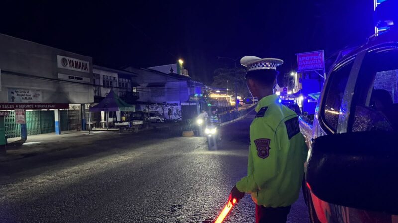 Satlantas Polres Melawi Intensifkan Patroli Malam di Jalan Juang dan Jalan Provinsi