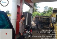 Briptu Albertus Sambangi SPBU Karangan, Pastikan Stok BBM Aman dan Cegah Penimbunan