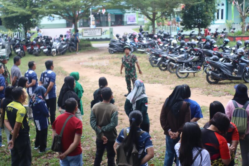 Kapten Inf A.A. Siregar Pimpin Kerja Bakti Kodim 1204/Sanggau di Mess Pemda Sanggau