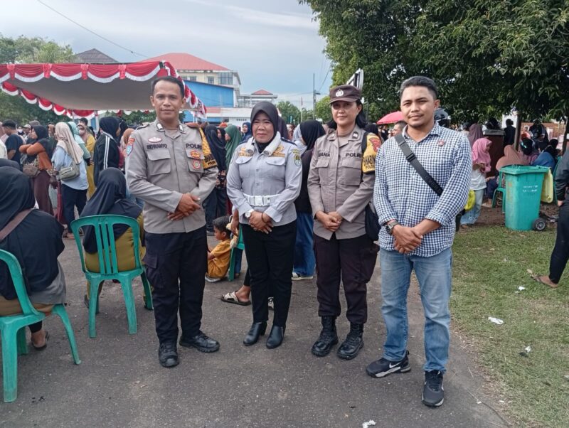 Polres Ketapang Siagakan Personel, Gerakan Pangan Murah Bersama Drs. H. Ria Norsan, M.M., M.H. Berjalan Lancar