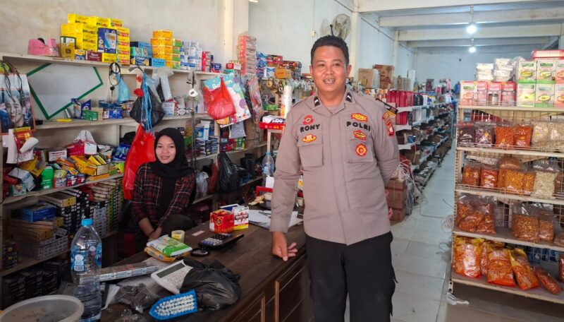 Aipda Roni Riansyah dan Bripka Joko Puji Santosa Patroli Rutin Jaga Kamtibmas Kuala Behe