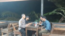 Polisi Sambangi Warga dan Sampaikan Pesan Kamtibmas