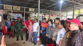 Sinergi di Gang Senang, Babinsa Pasiran Dampingi Posyandu Kembang Sepatu di Singkawang