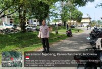 Giat Ibadah Minggu, Polsek Ngabang Menerjunkan Personelnya untuk Laksanakan Pengamanan