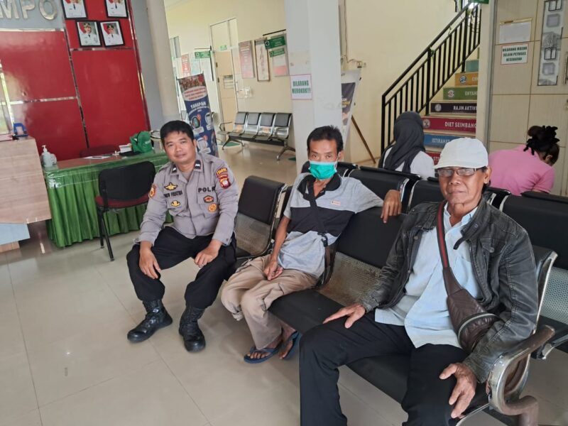 Duduk Bersama Sambil Berdialog Dengan Masyarakat, Personel Polsubsektor Jelimpo Himbau Jaga Kamtibmas