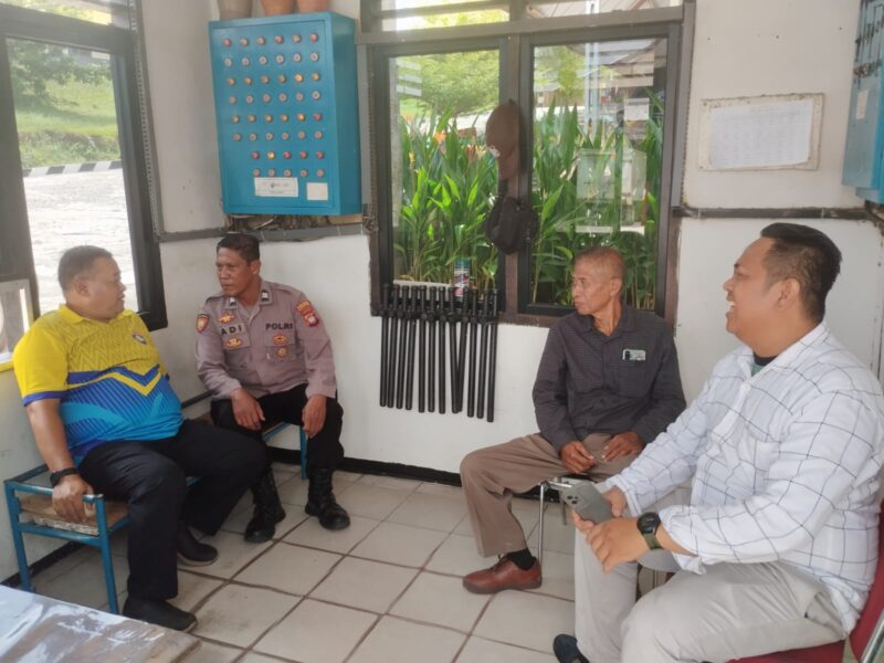 Patroli Siang, Polisi Imbau Warga Tingkatkan Kepedulian Lingkungan