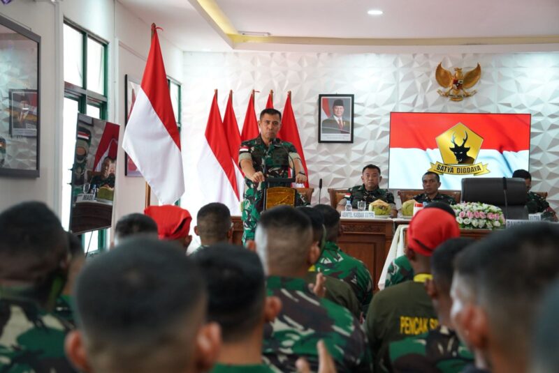 Mayjen TNI Novi Rubadi Sugito Sambangi Yonzipur 6/Satya Digdaya di Anjongan
