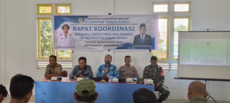 Ps Kanit Binmas Polsek Kota Baru Ajak Linmas Desa Tanah Pinoh Jaga Kamtibmas