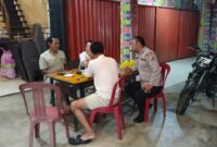 Sentuhan Humanis Polisi di Malam Hari, Sapa dan Himbau Warga