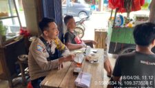 Bhabinkamtibmas Ajak Warga Jaga Kamtibmas Tetap Kondusif di Kecamatan Mempawah Hulu