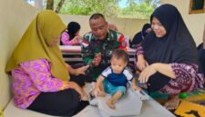 Serka Dwi Ariyanto Dampingi Posyandu di Dusun Camar Wulan, Warga Antusias