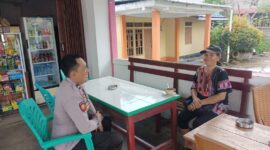 Patroli Siang, Personel Polsek Menjalin Ajak Warga Jaga Kamtibmas Tetap Kondusif