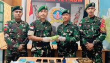 Kasrem 121/Abw Selaku Wadankolakops Wakili Dankolakops Terima Hasil Penyelundupan Narkotika Jenis Ekstasi Sejumlah 1.664 Butir dari Satgas Pamtas RI-Malaysia