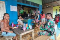 TNI Hadir di Tengah Masyarakat, Satgas TMMD Gelar Komsos di Sanggau