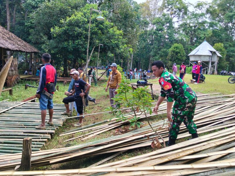 Lestarikan Identitas Dayak Bidayuh, Kodim 1209/Bengkayang Rehab Rumah Betang di Perbatasan