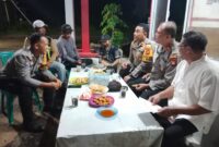 Iptu Ahmad Jamil Pardamaial Daulay dan Iptu Hendra Gunawan, S.H. Patroli Pos Kamling Sukaharja, Perkuat Kamtibmas