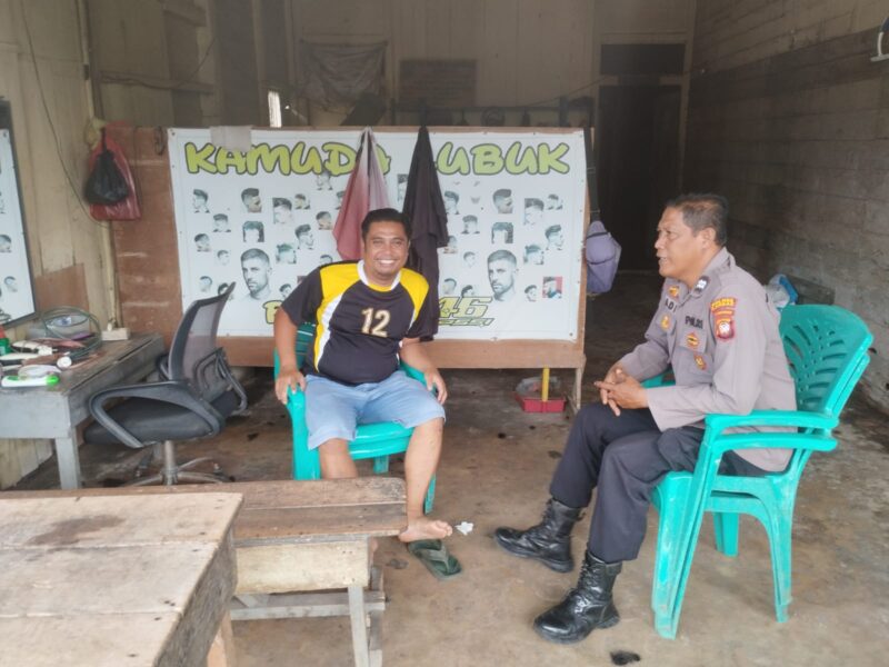 Polisi Hadir di Tengah Aktivitas Warga, Bangun Kepercayaan Publik