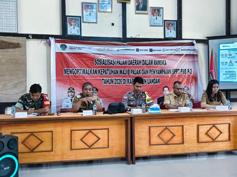 Bhabinkamtibmas Hadiri Sosialisasi Pajak di Kuala Behe, Polri Dukung PBB P-2