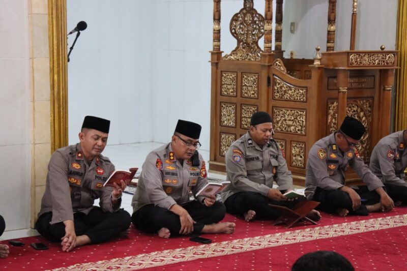 AKBP Harris Batara Simbolon Pimpin Pembinaan Rohani, Personel Polres Melawi Rutin Baca Surah Yasin