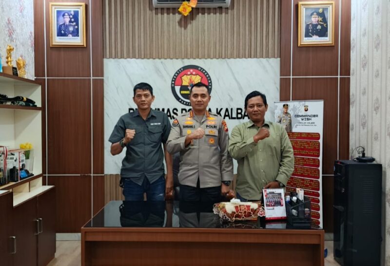 Media Akar Kata dan Metrolimatv Jalin Silaturahmi dengan Kabid Humas Polda Kalbar Kombes Pol. Bambang Suharyono, S.I.K., M.H.