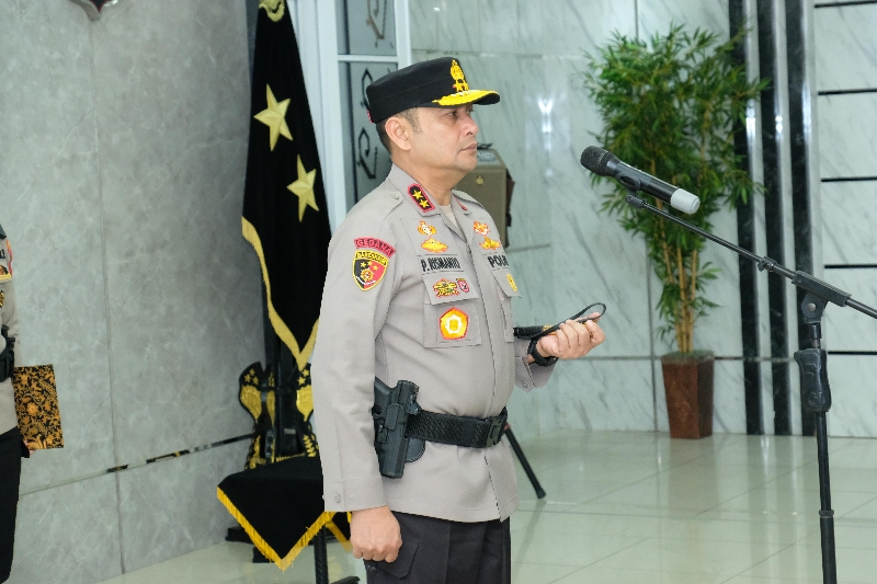 Irjen Pol Dr. Pipit Rismanto Pimpin Sertijab Irwasda Polda Kalbar di Balai Kemitraan