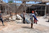 Polsek Mandor Perkuat Kedekatan dengan Warga Lewat Patroli di Lokasi Bangunan