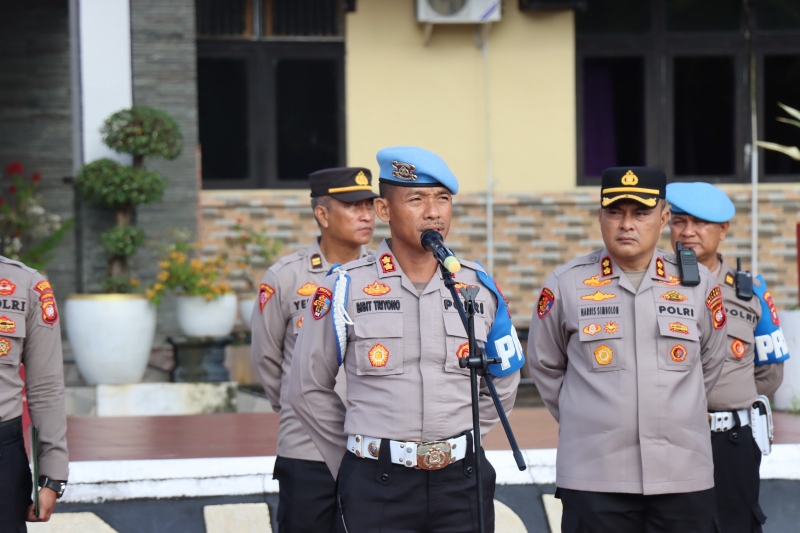 AKBP Bibit Triyono Ingatkan Personel Polres Melawi Soal Penampilan dan Kelengkapan