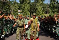 Pangdam XII/Tpr Mayjen TNI Novi Rubadi Sugito Kunjungi Yonarmed 16/TK, Tekankan Kesiapan Tempur dan Disiplin