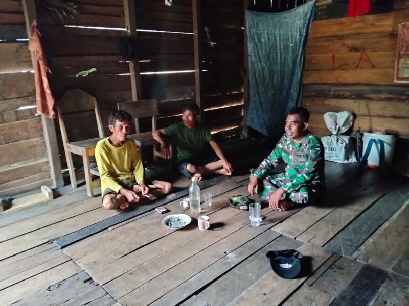 Kebahagiaan Warga Desa Sei Rambai, Rumah Akan Direhab Satgas TMMD Ke-128 Kodim 1204/Sanggau