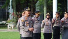 Kapolresta Pontianak Kombes Pol Endang Tri Purwanto Pimpin Apel Pengamanan Aksi SPARKA di Kantor Gubernur Kalbar