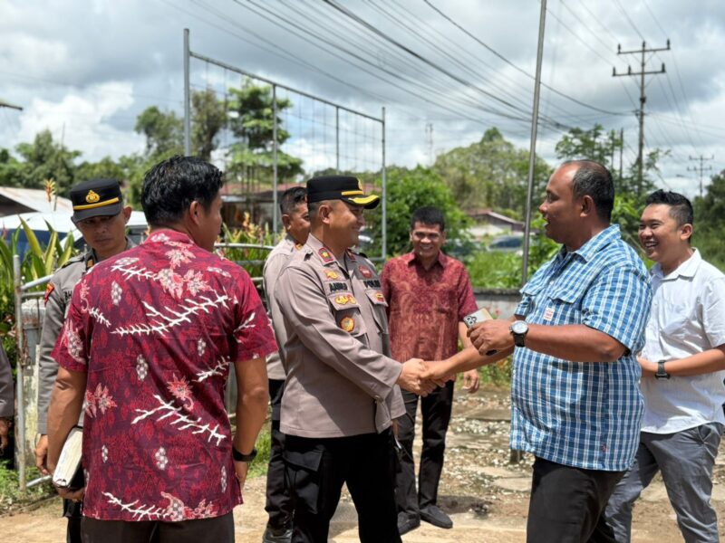 Waka Polres Melawi Kompol Aang Permana, S.I.P., S.H., M.Tr.Opsla Pantau Pengamanan Perayaan Kenaikan Isa Almasih