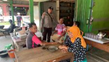 Jalin Kedekatan dengan Masyarakat, Personel Polsek Mempawah Hulu Laksanakan Patroli Kamtibmas